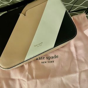 New Kate spade handbag, super cute!